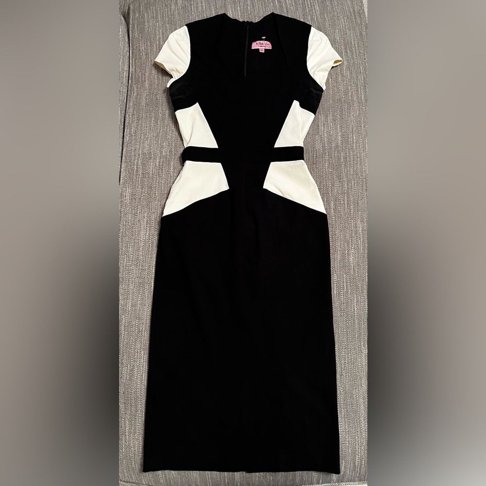The Pretty Dress Company Black and White Bodycon Color Block Pencil Wiggle Dress